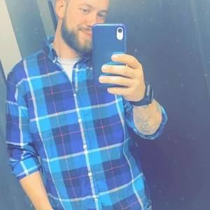 Meet your Posher, Justin